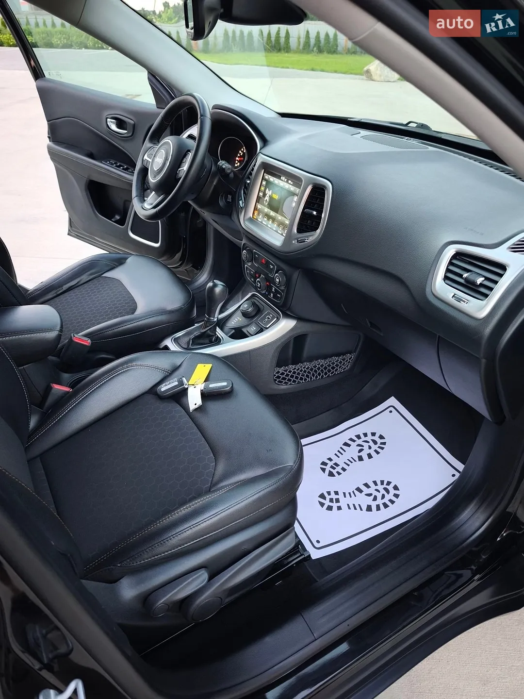 2019 Jeep Compass - мініатюра 25