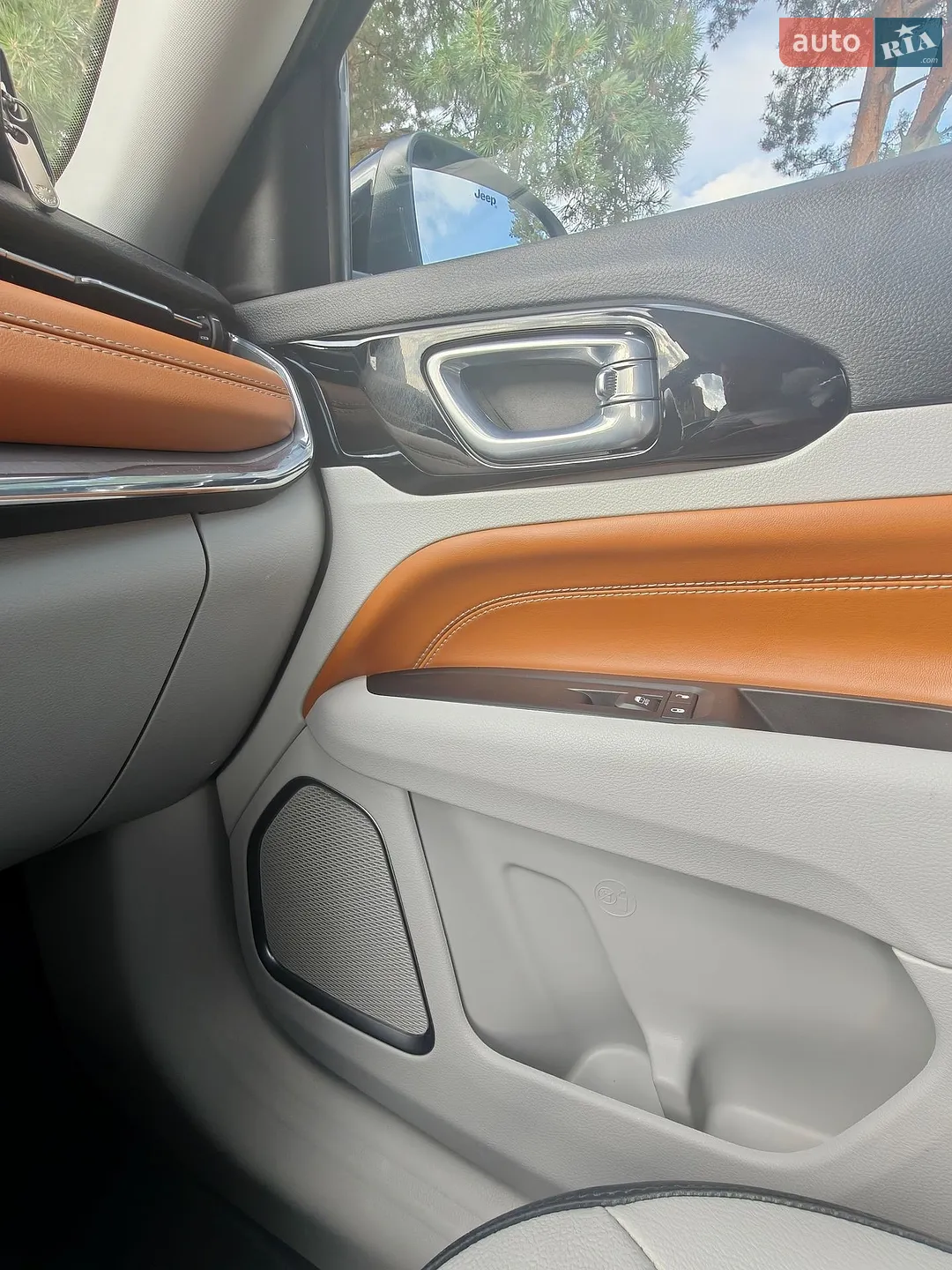 2021 Jeep Compass - мініатюра 16