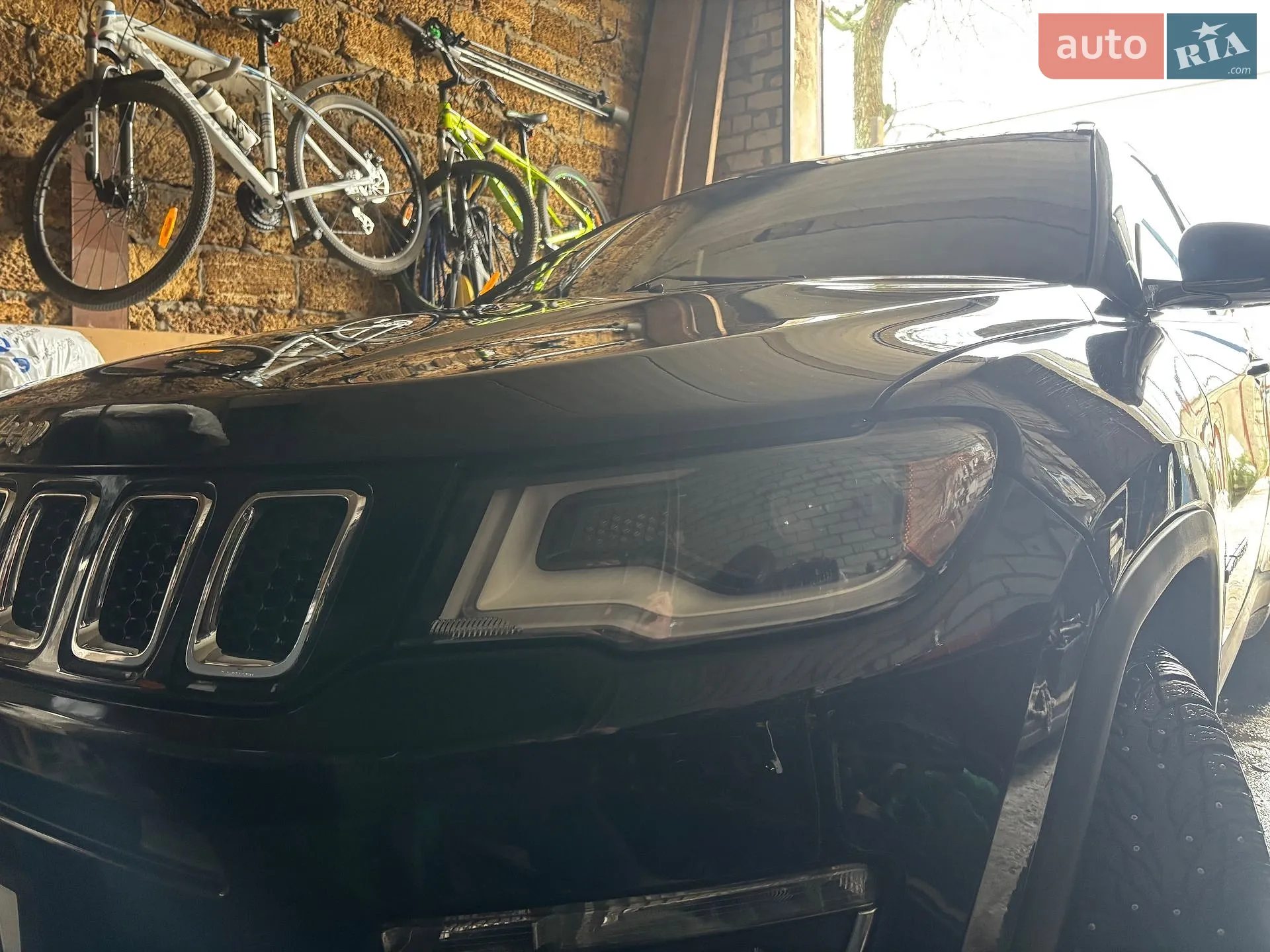 2017 Jeep Compass - мініатюра 2