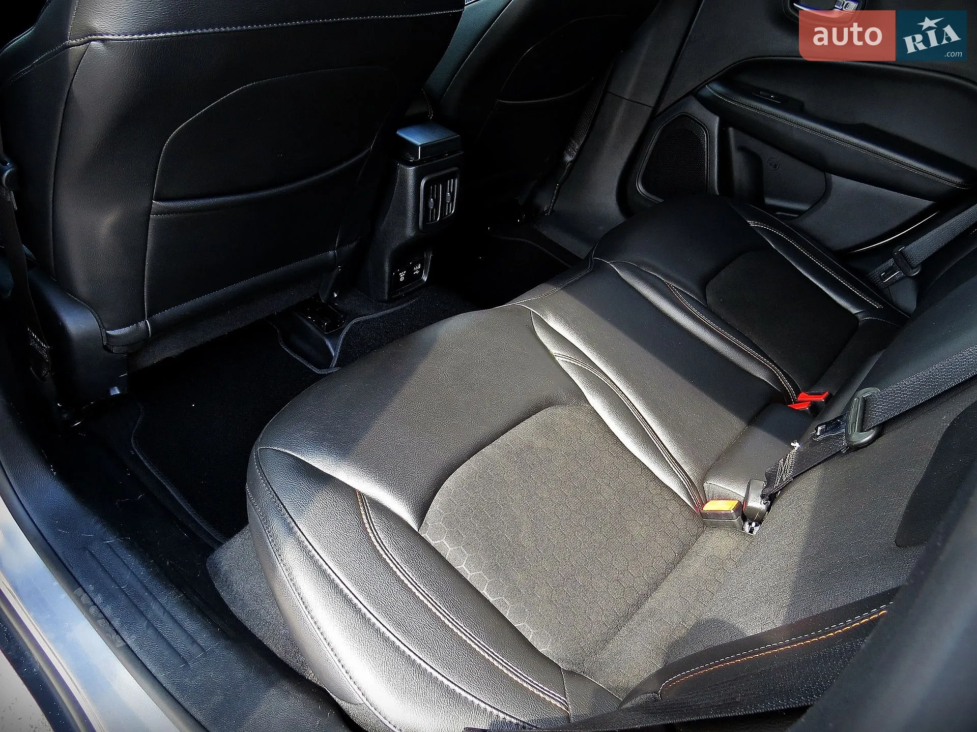 2017 Jeep Compass - мініатюра 18