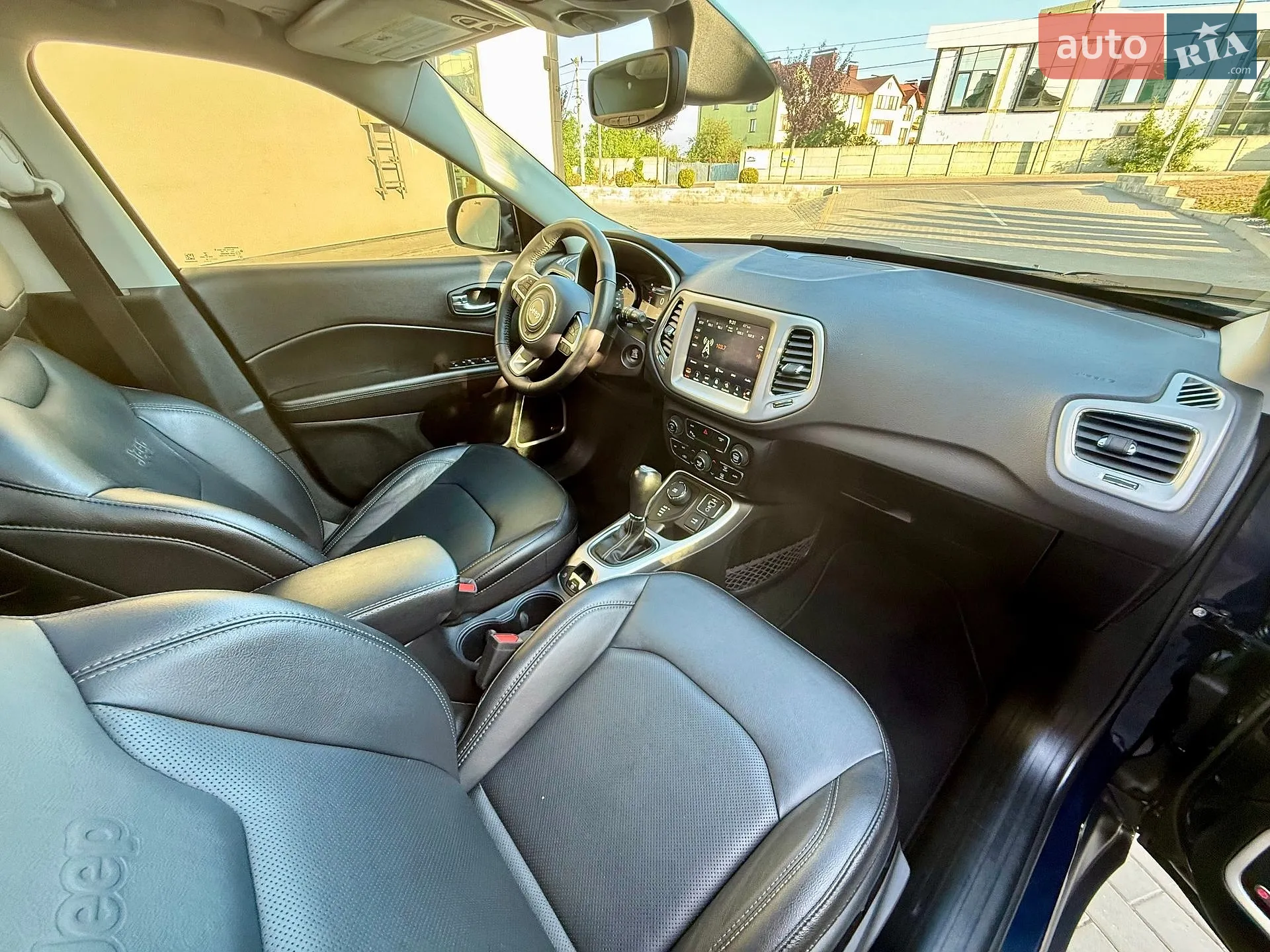 2019 Jeep Compass - мініатюра 8