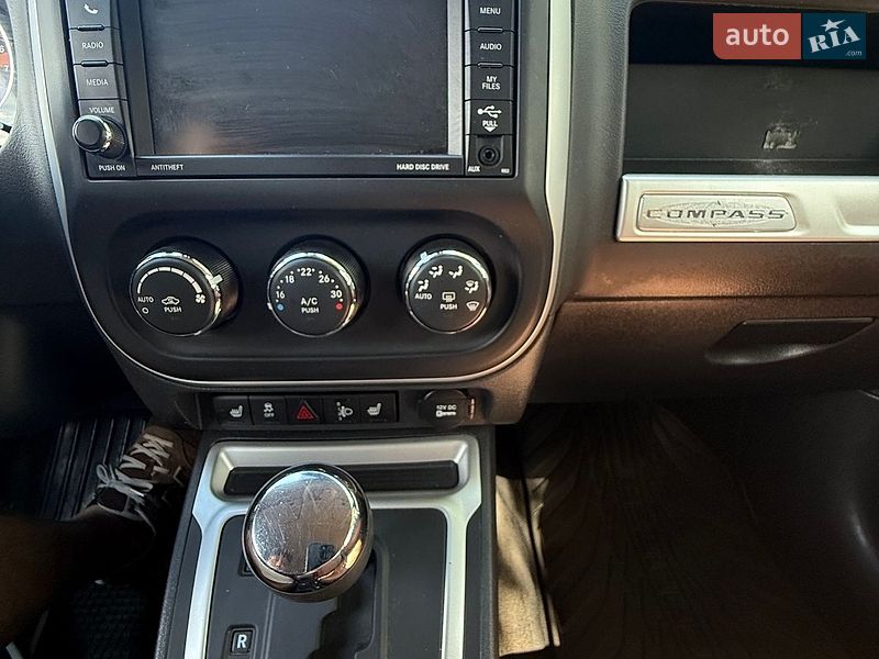 Позашляховик / Кросовер Jeep Compass 2013 в Києві фото 31 Позашляховик / Кросовер Jeep Compass 2013 в Києві
