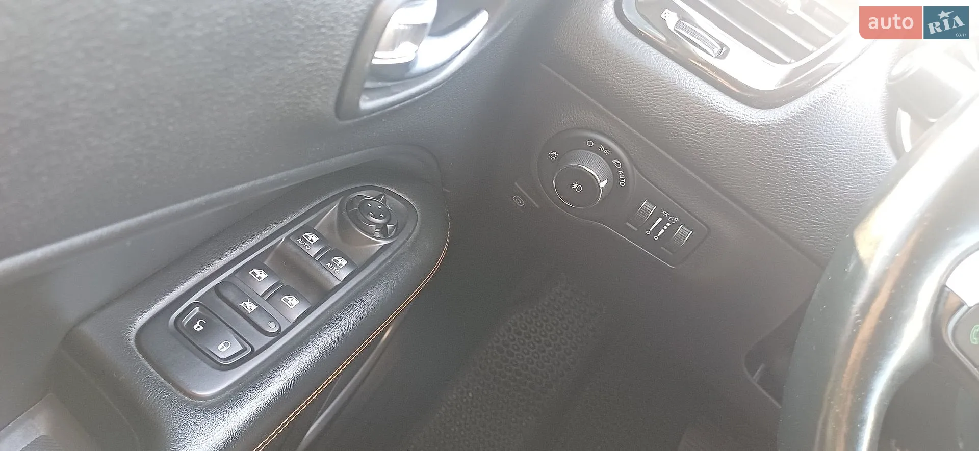 2018 Jeep Compass - мініатюра 9