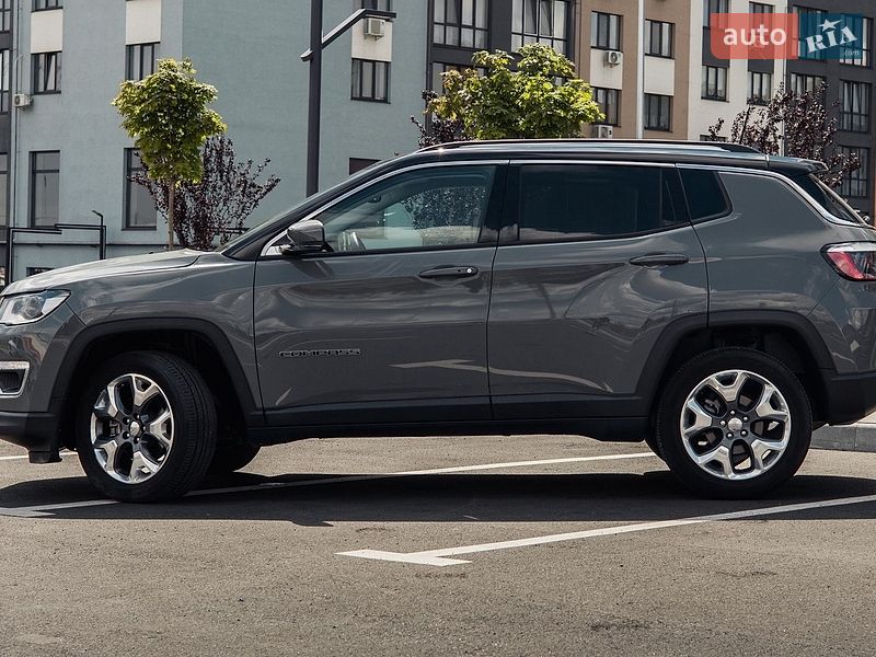Позашляховик / Кросовер Jeep Compass 2020 в Рівному