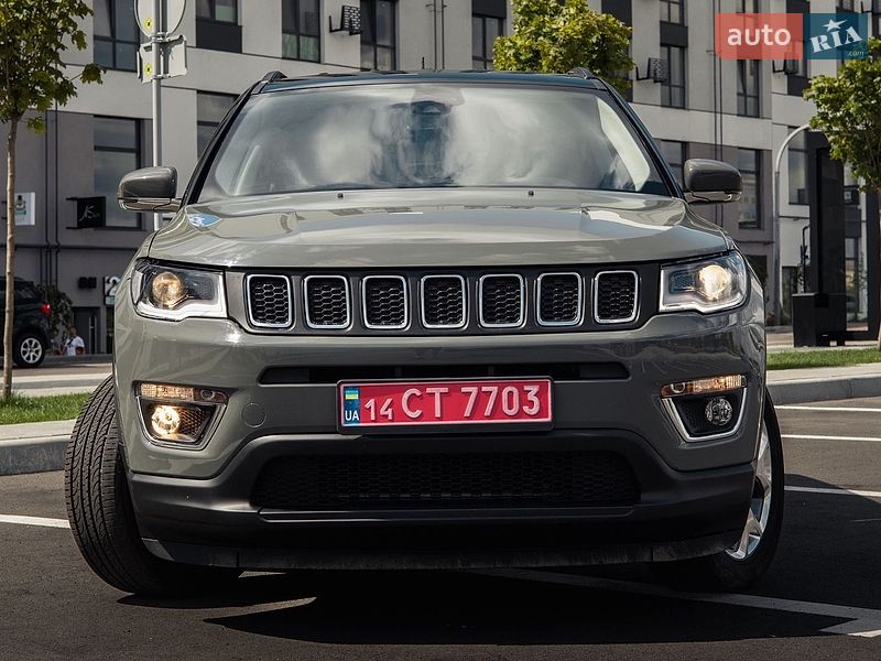Позашляховик / Кросовер Jeep Compass 2020 в Рівному