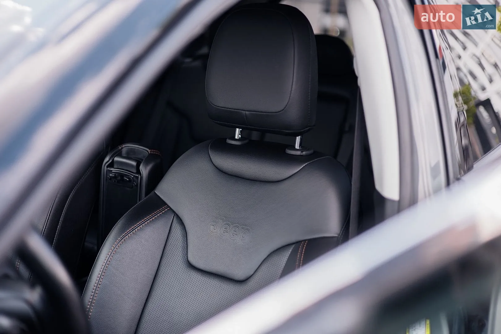 2020 Jeep Compass - мініатюра 21