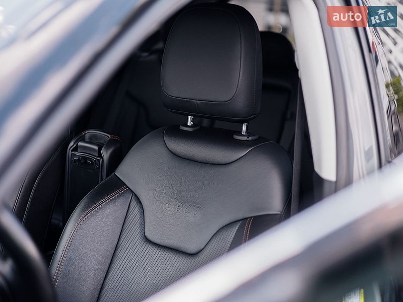 Позашляховик / Кросовер Jeep Compass 2020 в Рівному