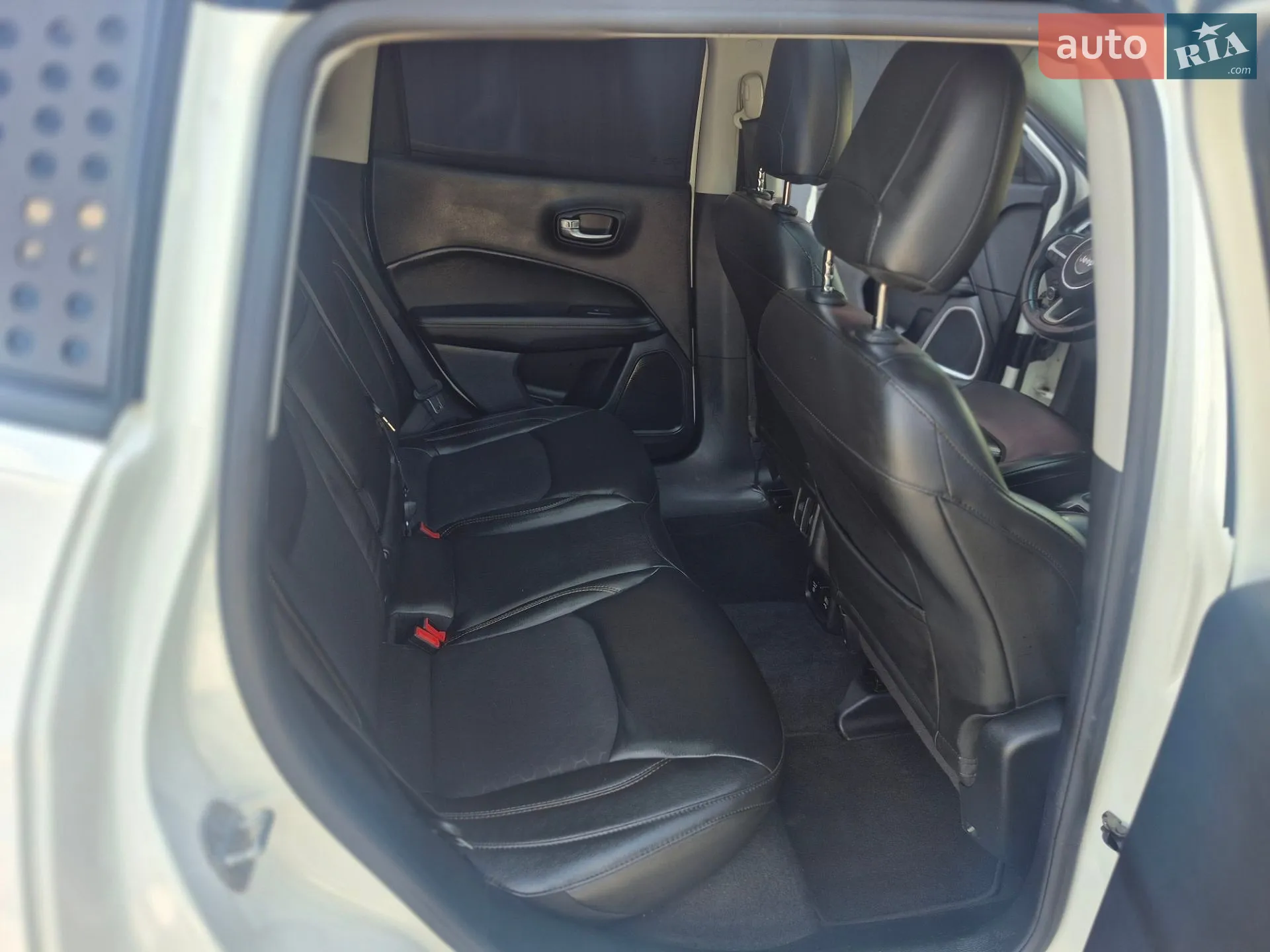 2018 Jeep Compass - мініатюра 26