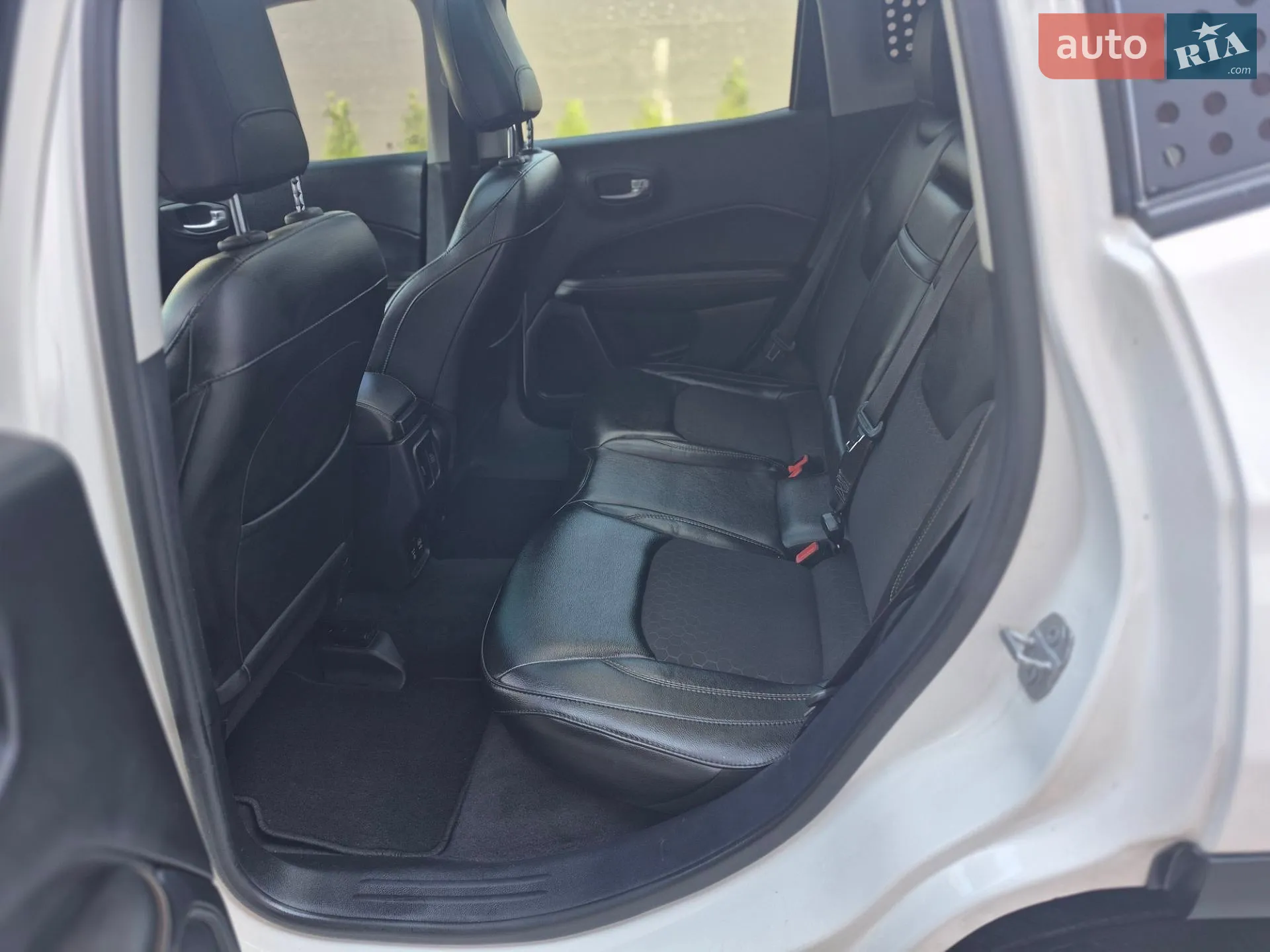 2018 Jeep Compass - мініатюра 21
