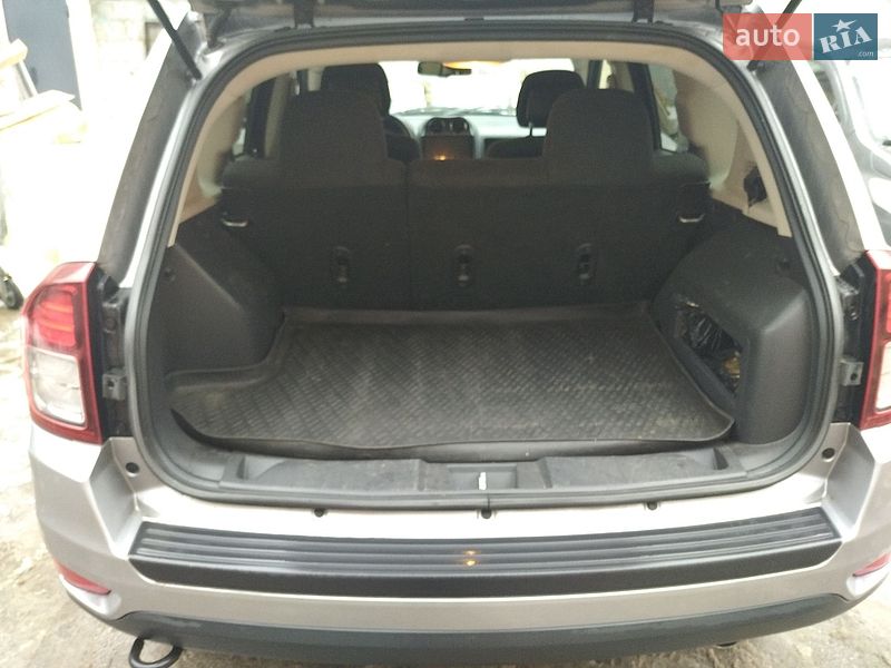 Позашляховик / Кросовер Jeep Compass 2014 в Броварах