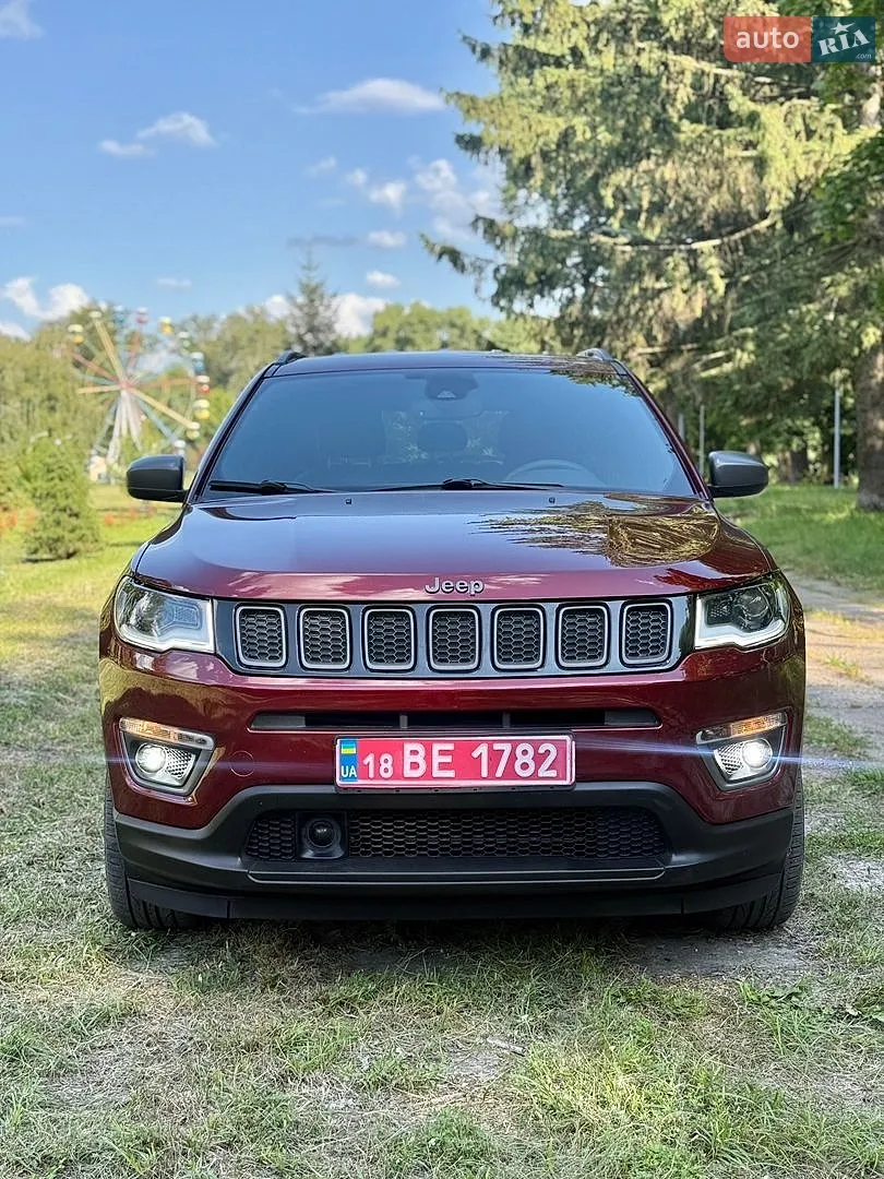 2021 Jeep Compass - фото 1