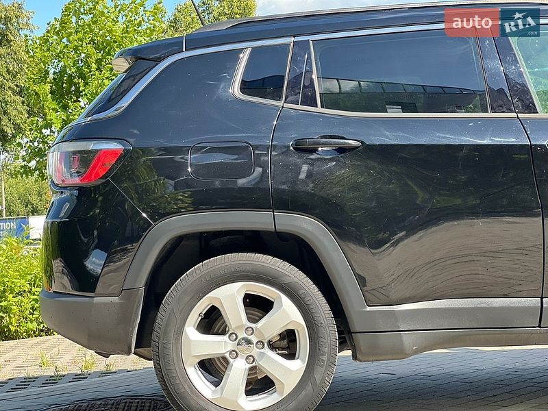 Внедорожник / Кроссовер Jeep Compass 2017 в Ровно