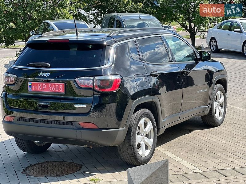 Внедорожник / Кроссовер Jeep Compass 2017 в Ровно