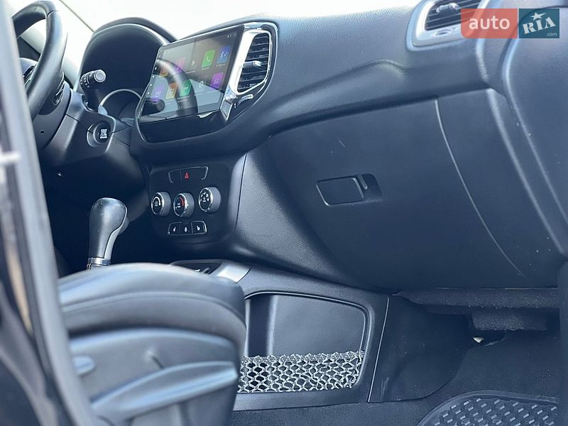 Внедорожник / Кроссовер Jeep Compass 2017 в Ровно