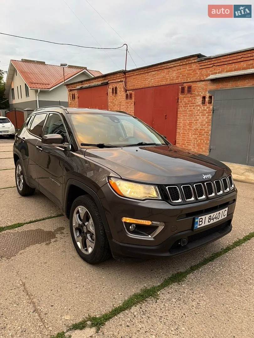 2021 Jeep Compass - фото 1