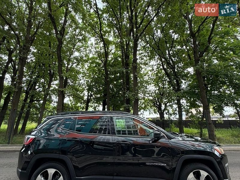Внедорожник / Кроссовер Jeep Compass 2017 в Чернигове