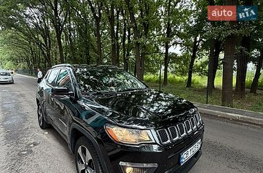 Внедорожник / Кроссовер Jeep Compass 2017 в Чернигове