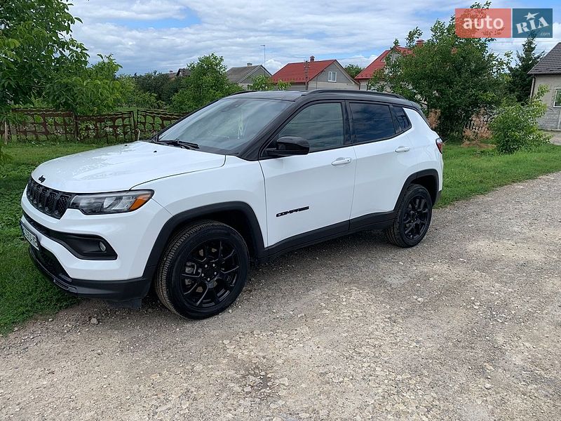 Внедорожник / Кроссовер Jeep Compass 2023 в Буске