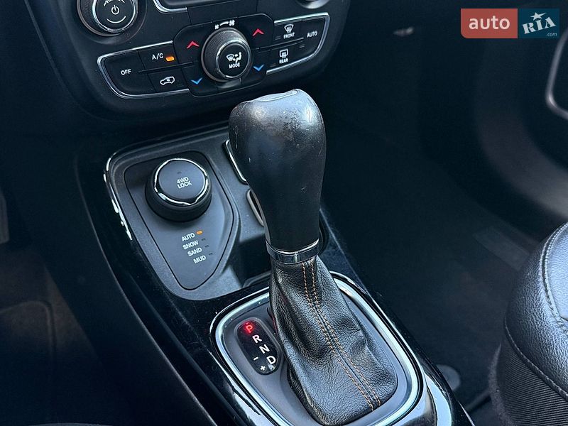 Позашляховик / Кросовер Jeep Compass 2019 в Києві фото 27 Позашляховик / Кросовер Jeep Compass 2019 в Києві