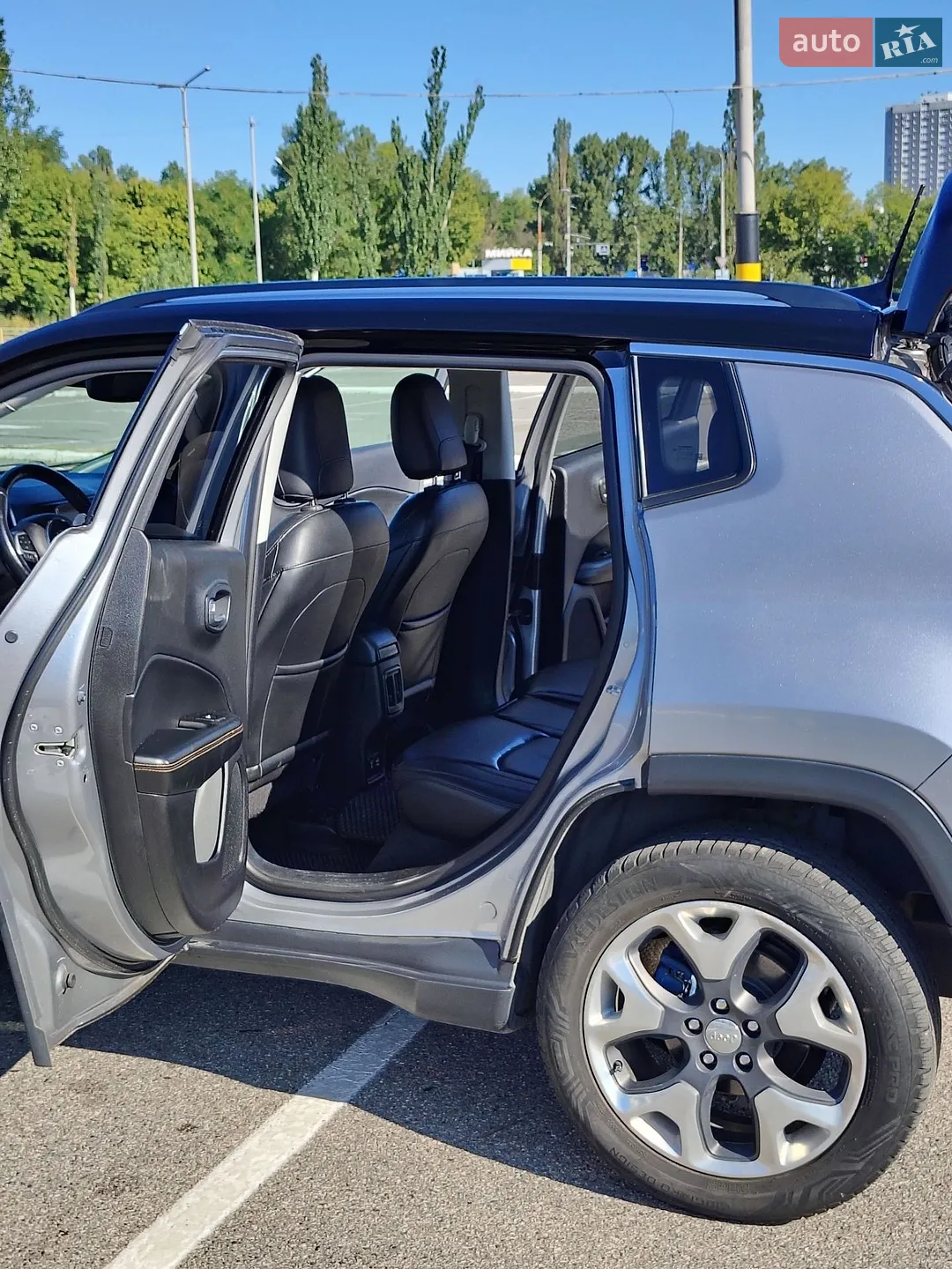 2017 Jeep Compass - мініатюра 3