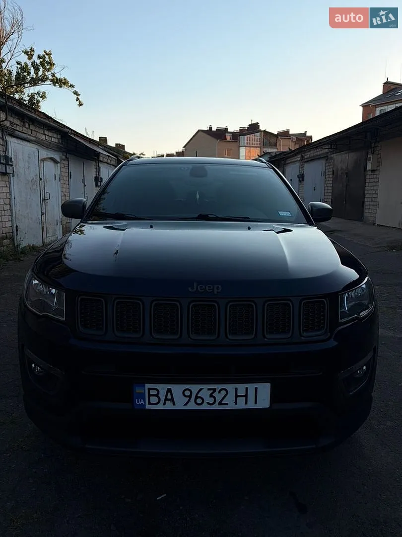 2020 Jeep Compass - фото 1