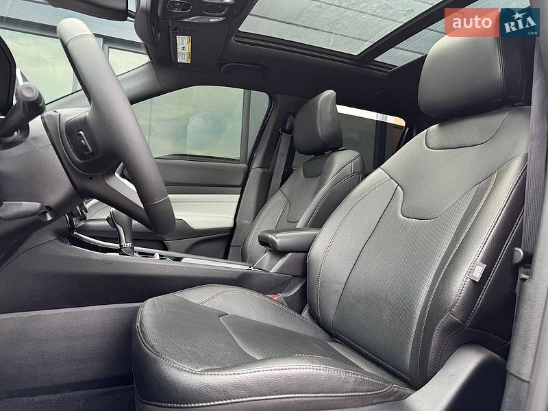 Внедорожник / Кроссовер Jeep Compass 2023 в Ровно
