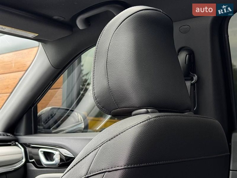 Внедорожник / Кроссовер Jeep Compass 2023 в Ровно