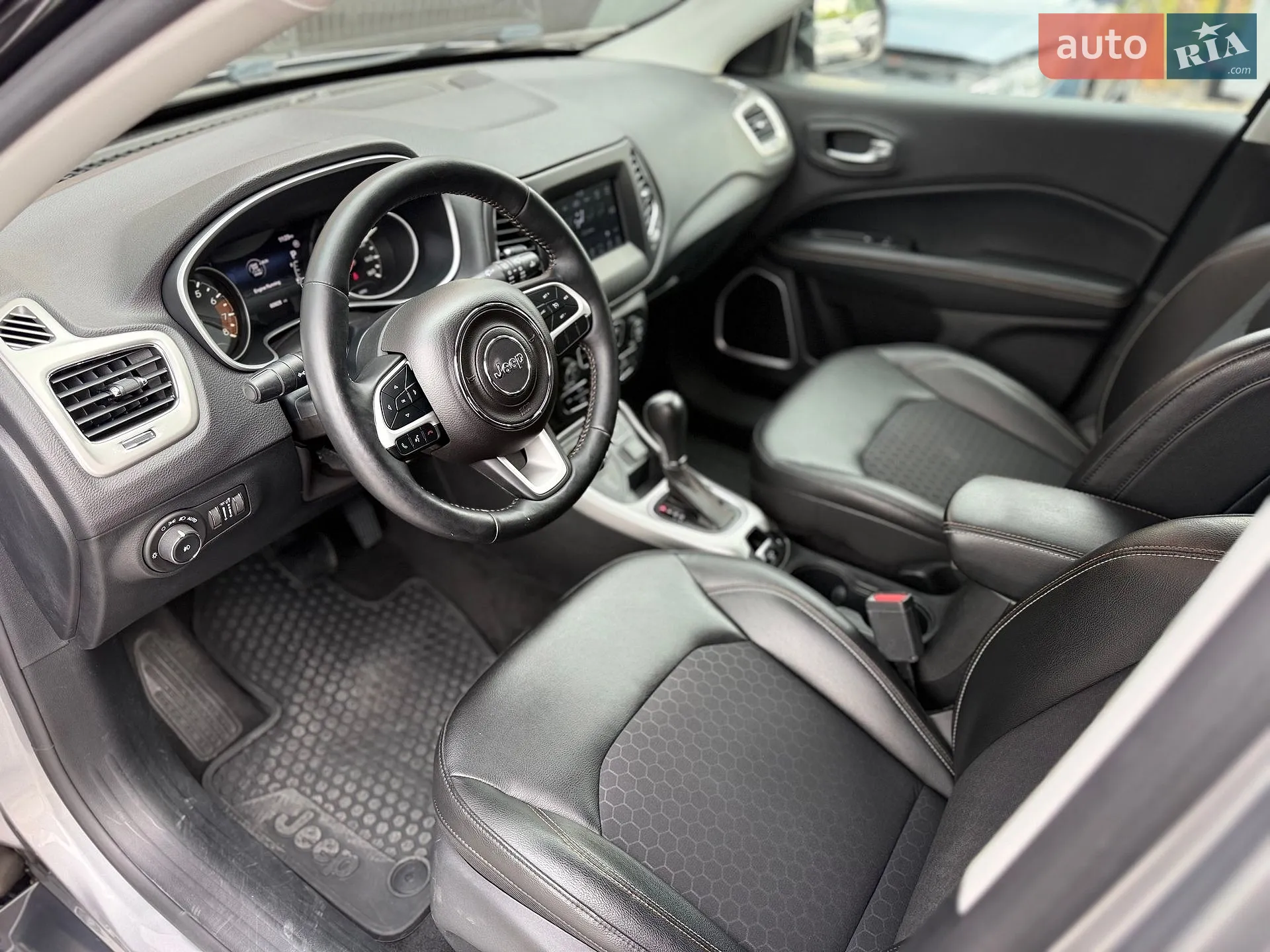 2018 Jeep Compass - мініатюра 29