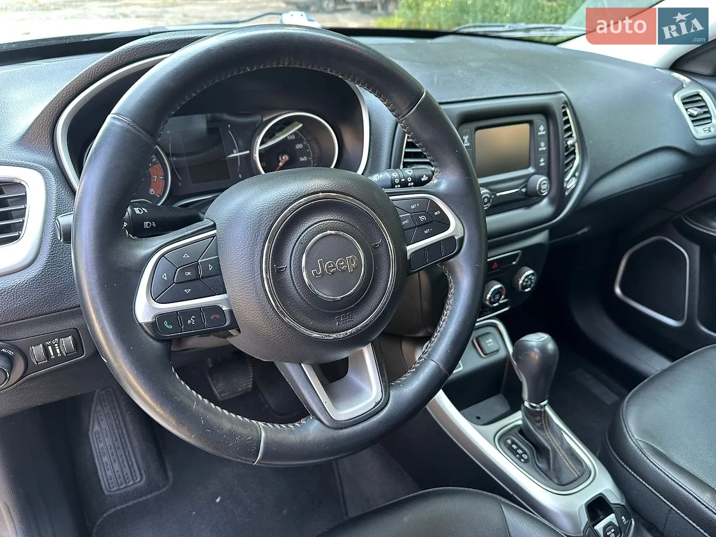 2019 Jeep Compass - мініатюра 29