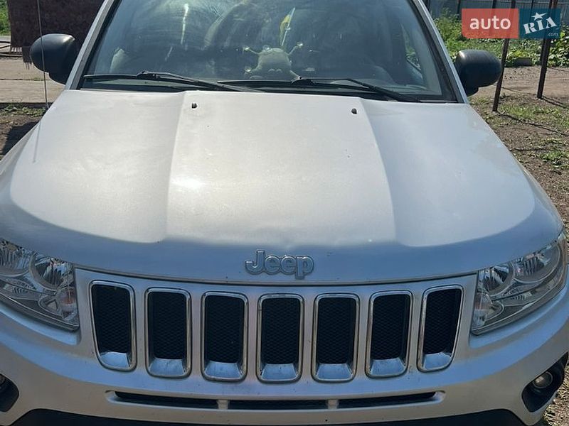 Внедорожник / Кроссовер Jeep Compass 2011 в Кривом Роге