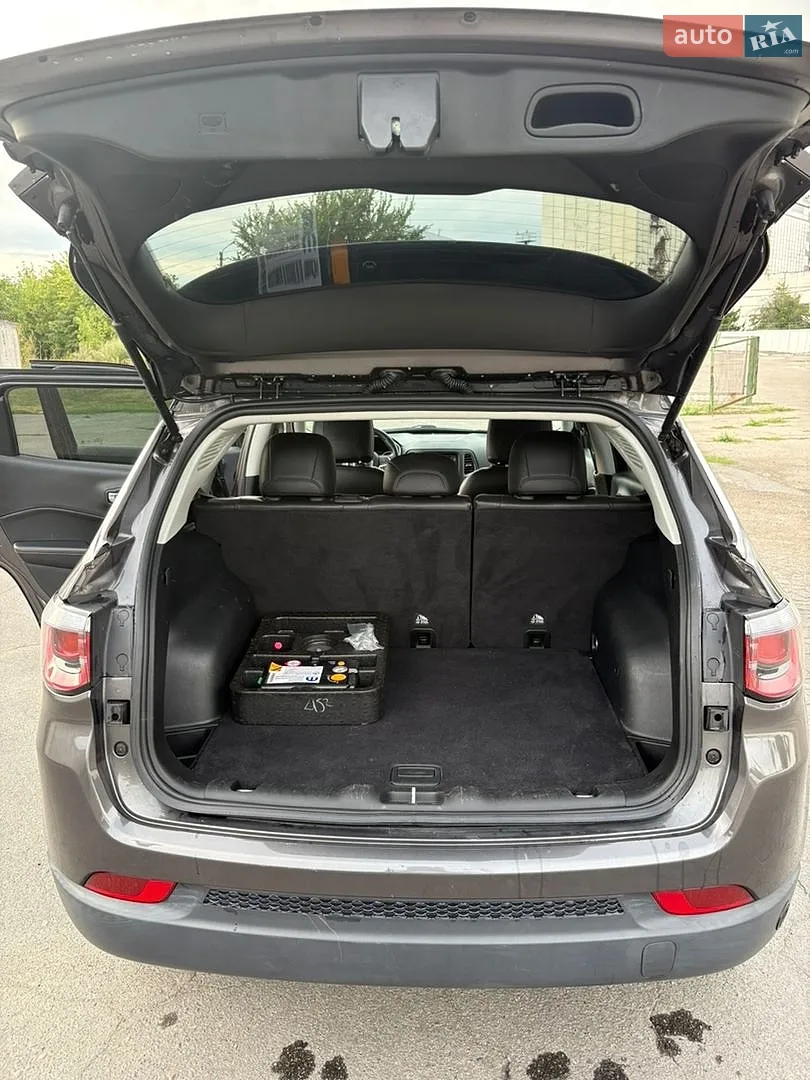 2018 Jeep Compass - мініатюра 17