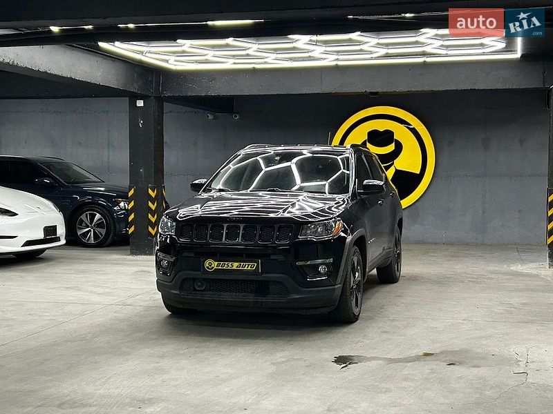 Позашляховик / Кросовер Jeep Compass 2020 в Чернівцях