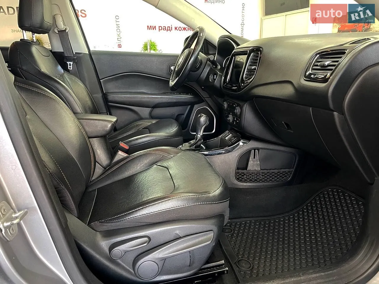 2019 Jeep Compass - мініатюра 36