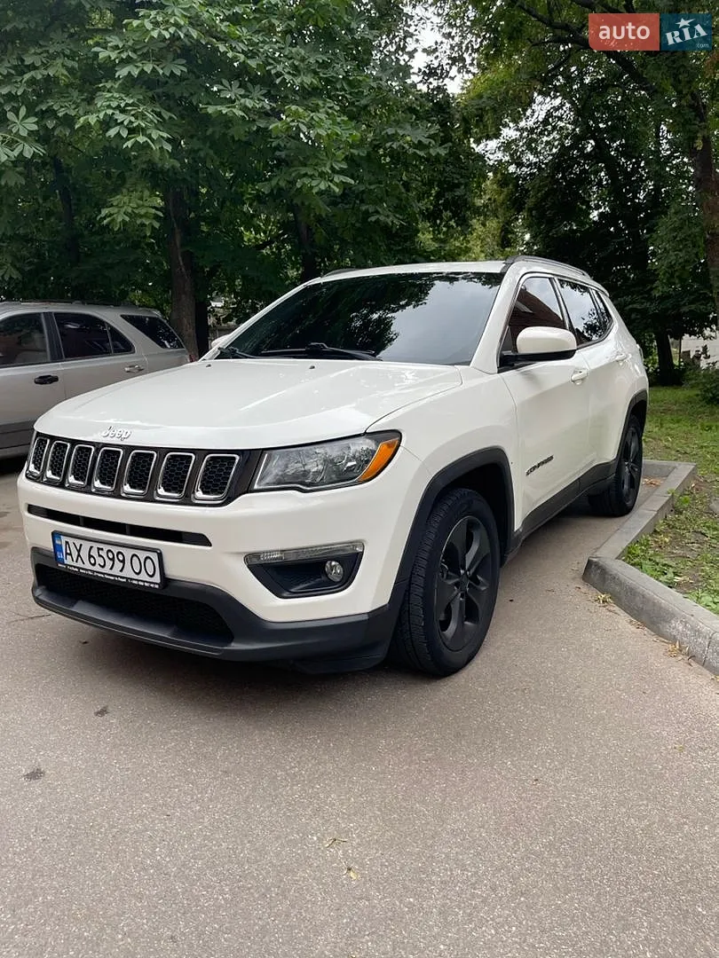 2017 Jeep Compass - фото 1