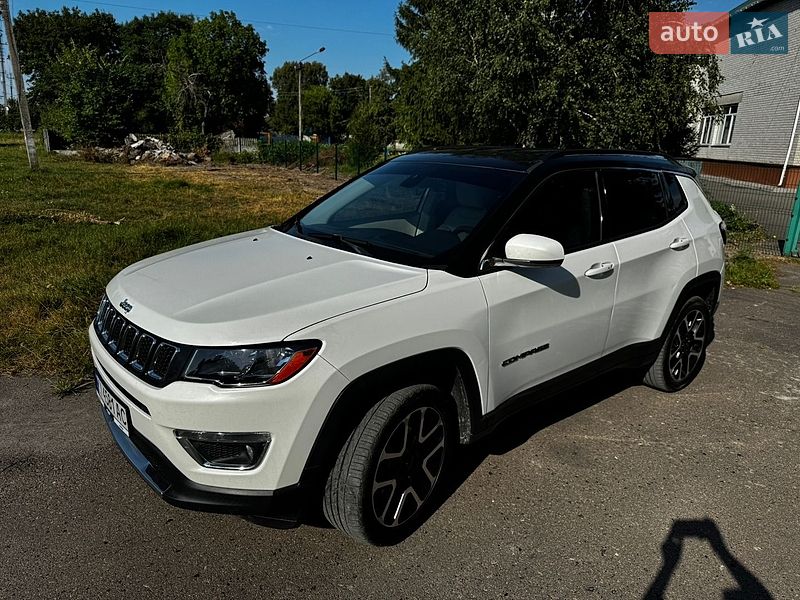Позашляховик / Кросовер Jeep Compass 2017 в Києві