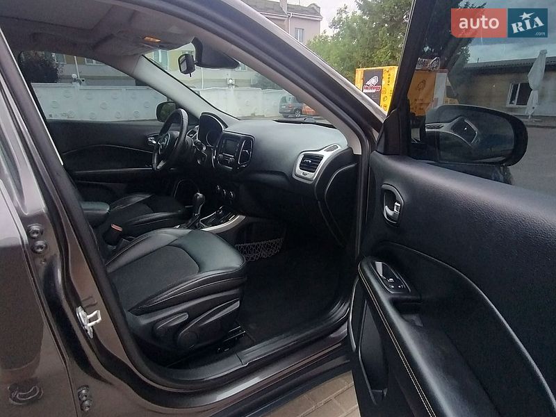 Позашляховик / Кросовер Jeep Compass 2018 в Рівному