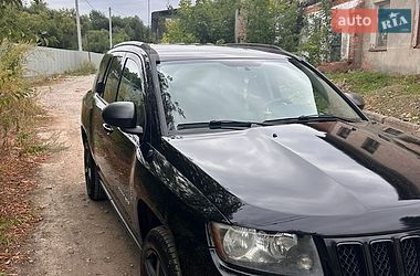 Внедорожник / Кроссовер Jeep Compass 2012 в Надворной