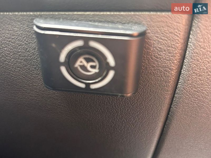 Внедорожник / Кроссовер Jeep Compass 2012 в Надворной