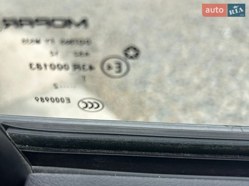 Внедорожник / Кроссовер Jeep Compass 2012 в Надворной