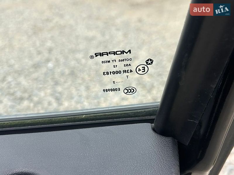 Внедорожник / Кроссовер Jeep Compass 2012 в Надворной