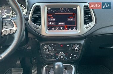Позашляховик / Кросовер Jeep Compass 2017 в Лубнах фото 38 Позашляховик / Кросовер Jeep Compass 2017 в Лубнах