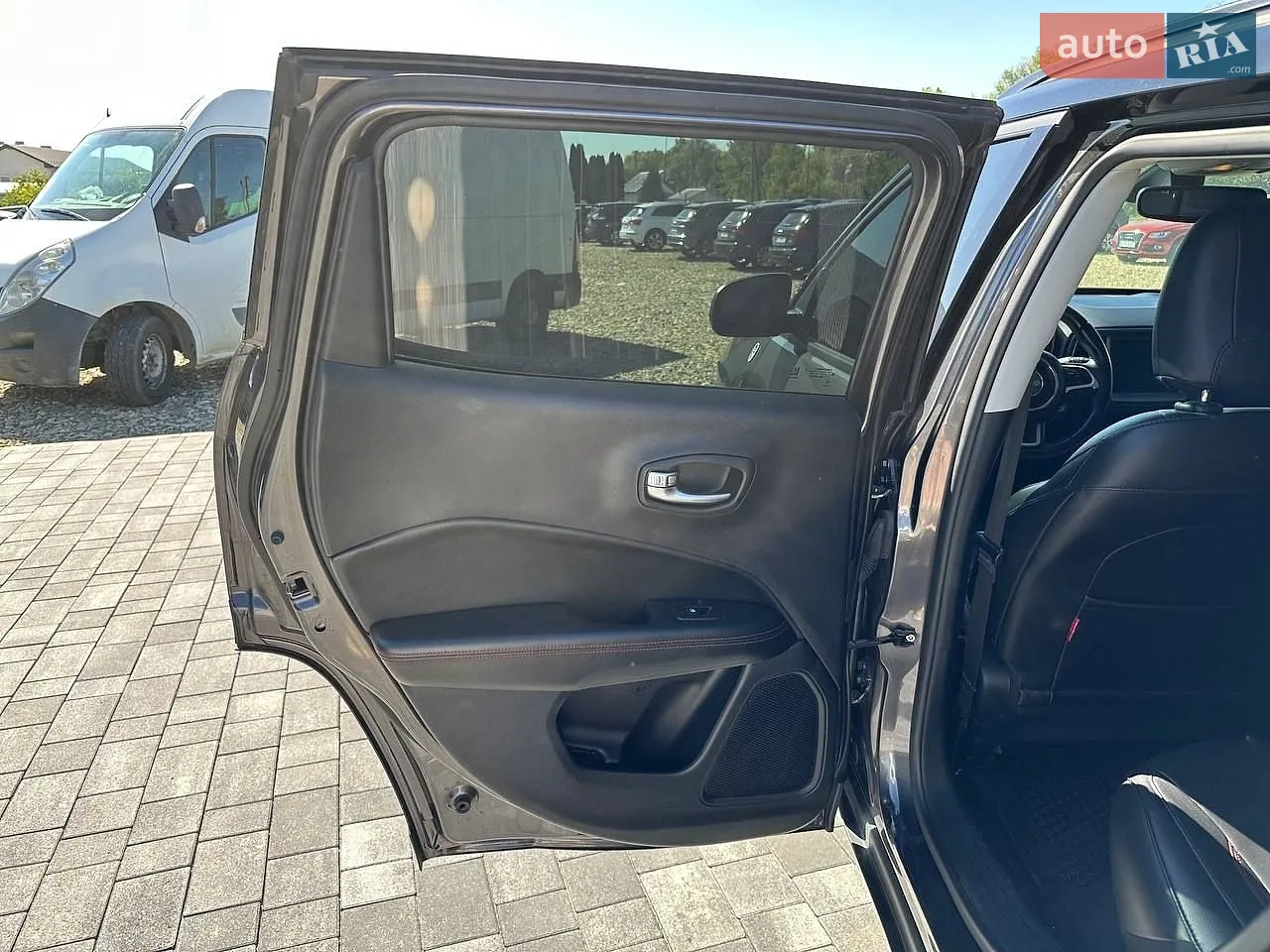 2019 Jeep Compass - мініатюра 9