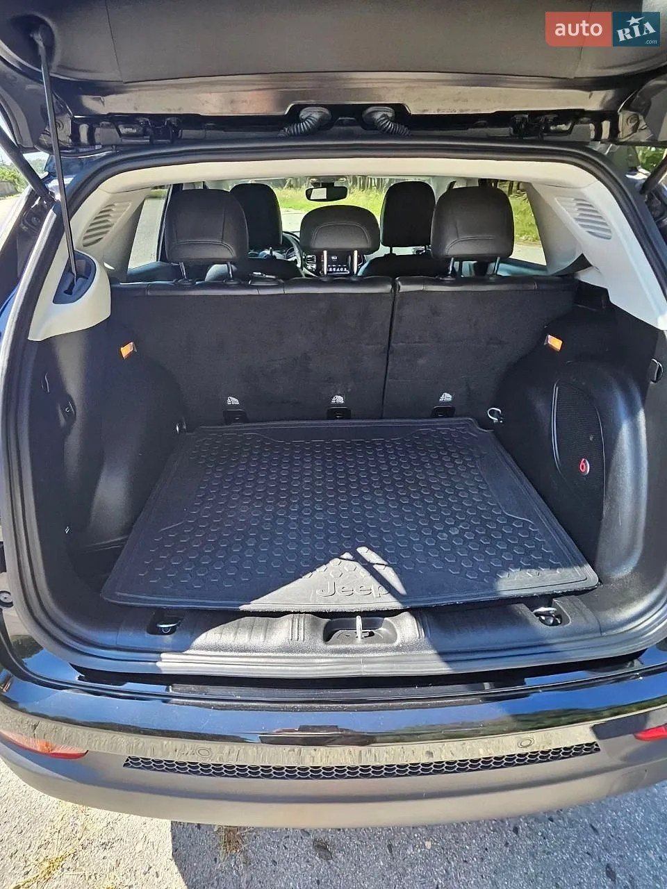 2018 Jeep Compass - мініатюра 30