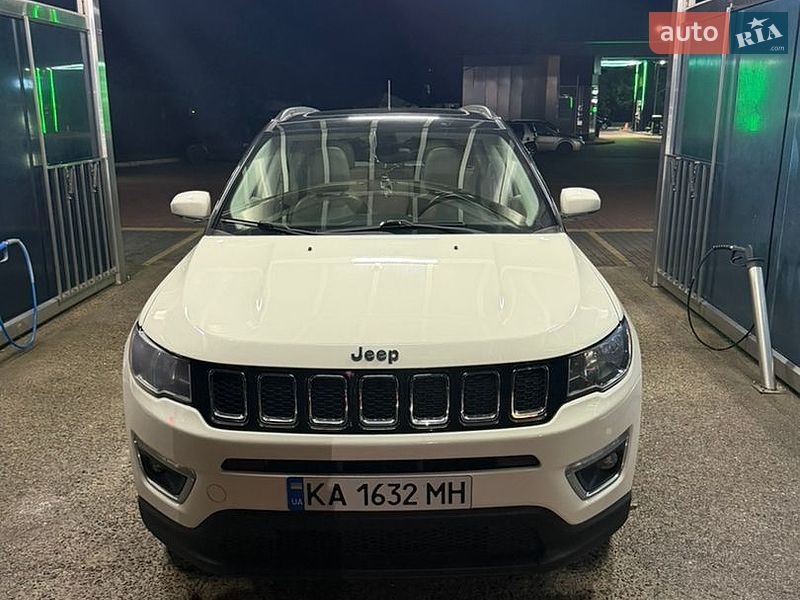 Внедорожник / Кроссовер Jeep Compass 2018 в Киеве