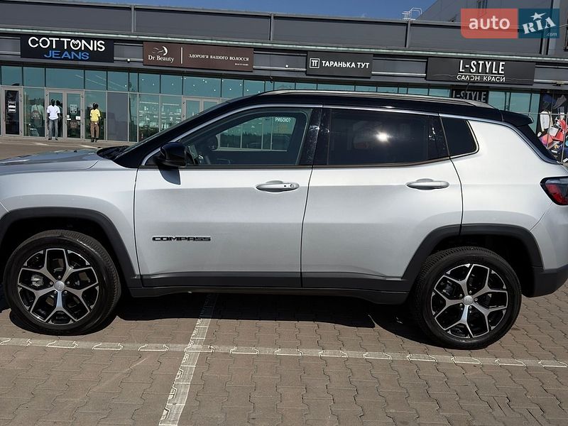 Позашляховик / Кросовер Jeep Compass 2024 в Києві