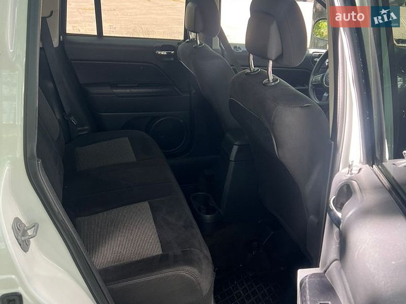 Позашляховик / Кросовер Jeep Compass 2016 в Житомирі фото 20 Позашляховик / Кросовер Jeep Compass 2016 в Житомирі