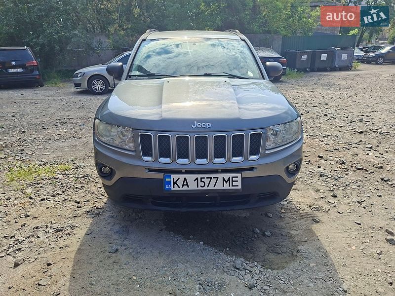 Позашляховик / Кросовер Jeep Compass 2011 в Києві