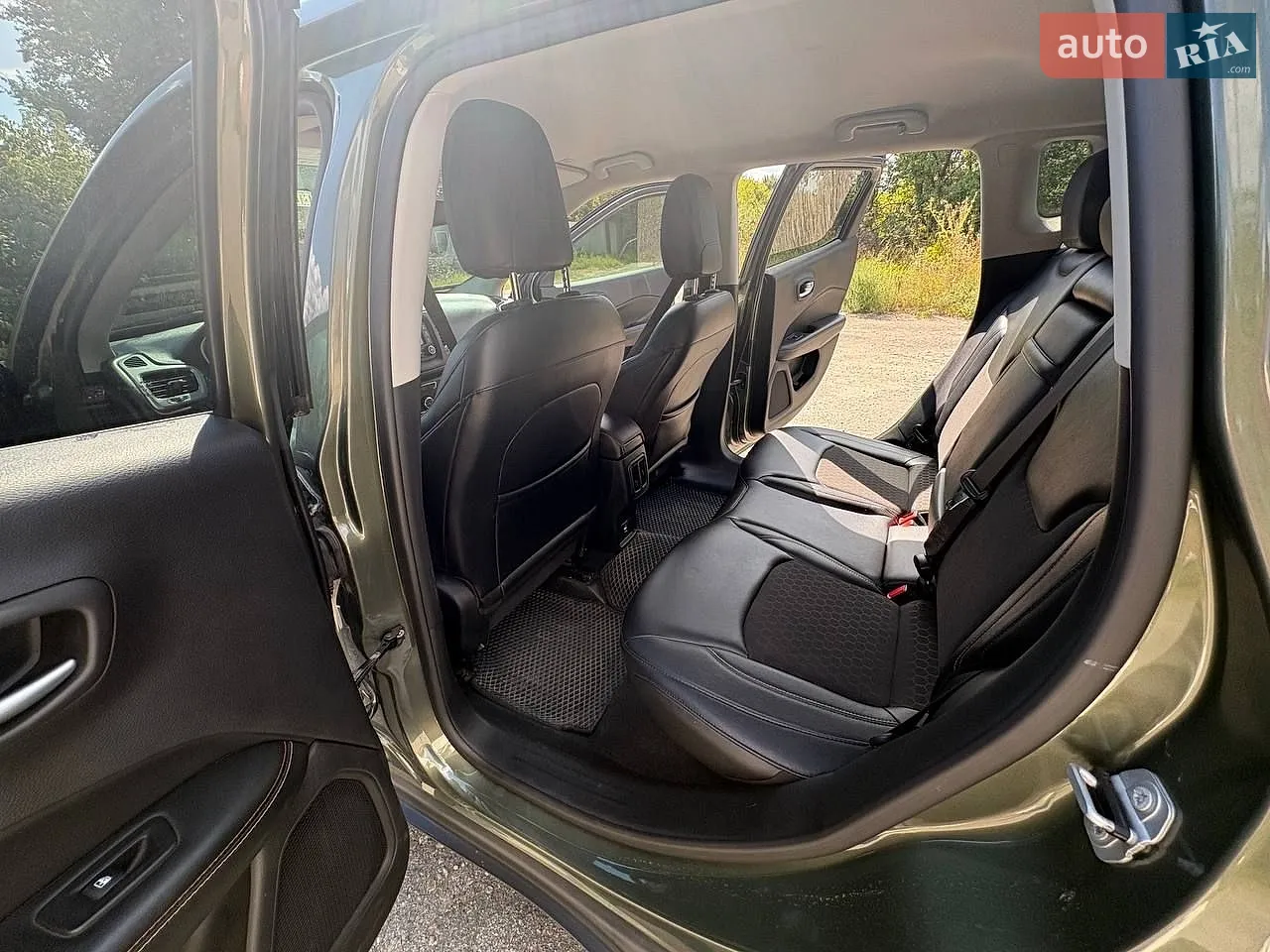 2017 Jeep Compass - мініатюра 9
