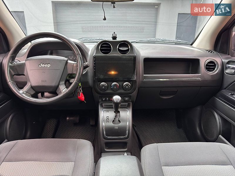 Внедорожник / Кроссовер Jeep Compass 2010 в Львове