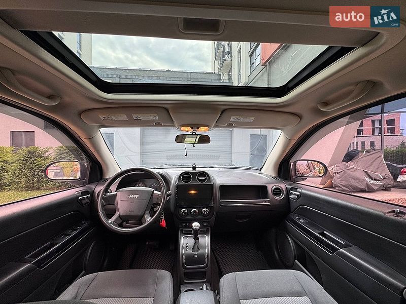 Внедорожник / Кроссовер Jeep Compass 2010 в Львове